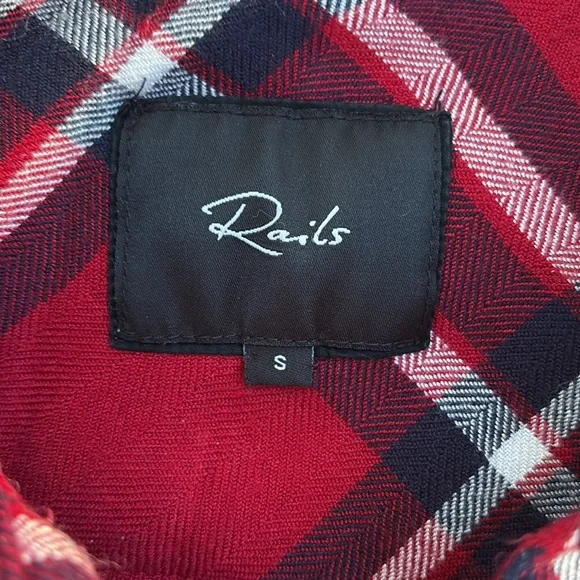 Rails deep red/white & black Plaid Button-Up Shirt. Sz S  fits like a petite. - Picture 3 of 5